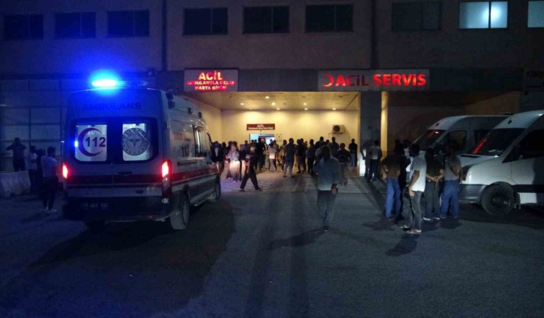 iki-cocuk-annesi-kadin-esinin-20den-fazla-bicak-darbesiyle-hayatini-kaybetti-xnWE8OIN.jpg