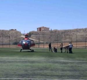 kalp-krizi-geciren-hastaya-hava-ambulansi-ile-malatyaya-acil-sevk-UFDSZQw2.jpg