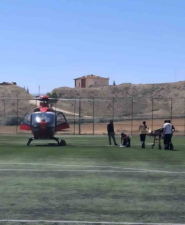 kalp-krizi-geciren-hastaya-hava-ambulansi-ile-malatyaya-acil-sevk-UFDSZQw2.jpg