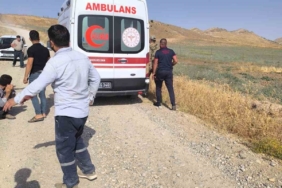 kurtalanda-traktor-kazasi-bir-can-kaybi-J7TFQiBG.jpg