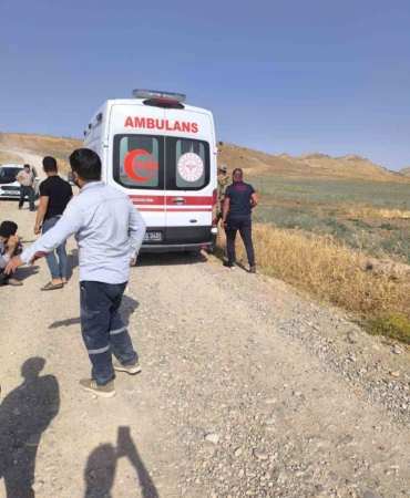 kurtalanda-traktor-kazasi-bir-can-kaybi-J7TFQiBG.jpg