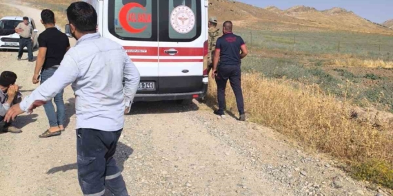 Kurtalan'da Traktör Kazası: Bir Can Kaybı Kurtalan’da Traktör Kazası: Bir Can Kaybı