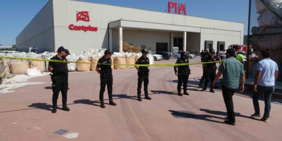 Malatya'da Akrilik Plaka Fabrikasında Patlama: Üç Yaralı! Malatya’da Akrilik Plaka Fabrikasında Patlama: Üç Yaralı!