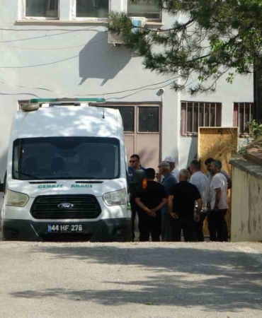 malatyada-darp-edilen-birey-hayatini-kaybetti-korkunc-olayin-detaylari-WwqH2ylB.jpg