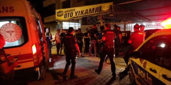 Malatya'da İş Yerine Yapılan Silahlı Saldırıda Bir Kişi Yaralandı Malatya’da İş Yerine Yapılan Silahlı Saldırıda Bir Kişi Yaralandı