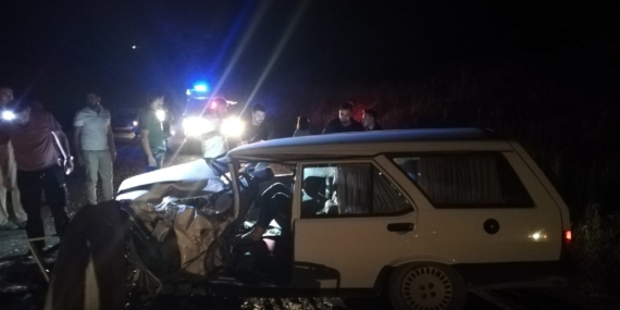 Malatya'da Ticari Araç ve Otomobil Çarpıştı: 8 Kişi Yaralandı Malatya’da Ticari Araç ve Otomobil Çarpıştı: 8 Kişi Yaralandı