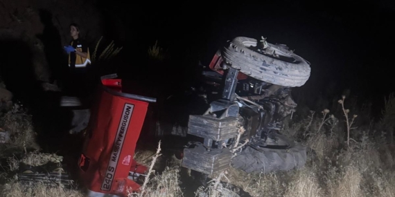 Malatya'da Traktör Kazası: 1 Kişi Hayatını Kaybetti Malatya’da Traktör Kazası: 1 Kişi Hayatını Kaybetti