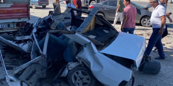 Malatya'daki Kaza: Tofaş Hurdaya Döndü, 1 Ölü, 1 Yaralı Malatya’daki Kaza: Tofaş Hurdaya Döndü, 1 Ölü, 1 Yaralı
