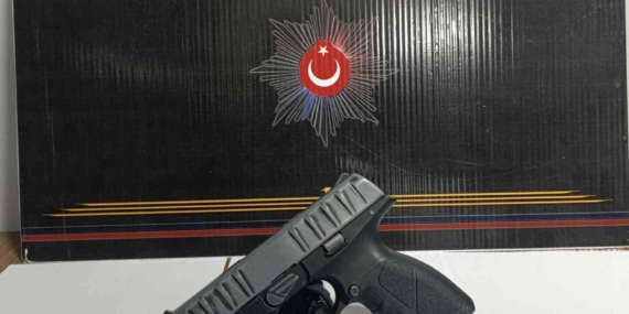 Malatya'daki Silahlı Kavga: Suç Aletiyle Yakalanan Faillerin Hikayesi Malatya’daki Silahlı Kavga: Suç Aletiyle Yakalanan Faillerin Hikayesi