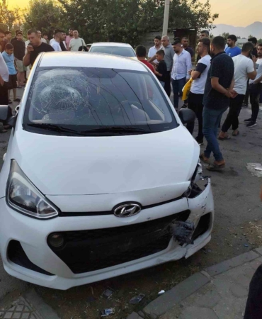 mardinde-trafik-kazasi-bir-yarali-otomobiller-carpisti-u1wiDrMv.jpg