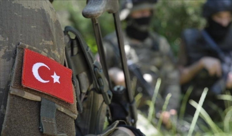 milli-savunma-bakanligindan-aciklama-pence-harekatinda-5-askerimiz-sehit-oldu-lJzWzFN6.webp