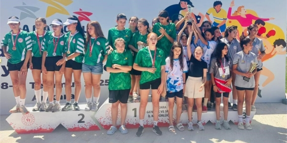 Modern Petlatonun Tarihindeki Eşsiz Başarılar Modern Petlatonun Tarihindeki Eşsiz Başarılar