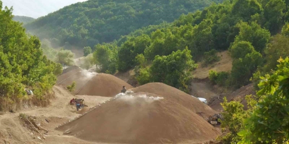 Muş Dağlarında Eşsiz Mangal Kömürü Üretimi Deneyimi