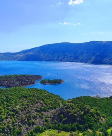 nemrut-kalderasinda-siki-denetim-uygulamasi-ziyaretcilere-kritik-uyarilar-1tA4ryb5.jpg