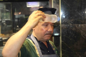 ocak-basindaki-ustalarin-sicak-havadan-cektigi-zorluklar-q6rc5hVJ.jpg