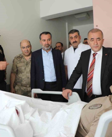 ozel-harekat-polisini-vuran-sahis-guvenlik-gucleri-tarafindan-etkisiz-hale-getirildi-OPiiRaBu.jpg