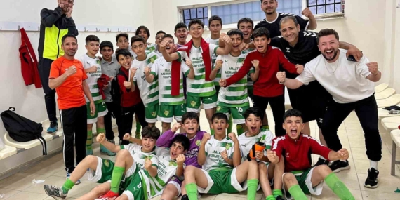 Sahaları Olmadan Depremzede Sporcuların 5'inin Şampiyonluk Hikayesi Sahaları Olmadan Depremzede Sporcuların 5’inin Şampiyonluk Hikayesi