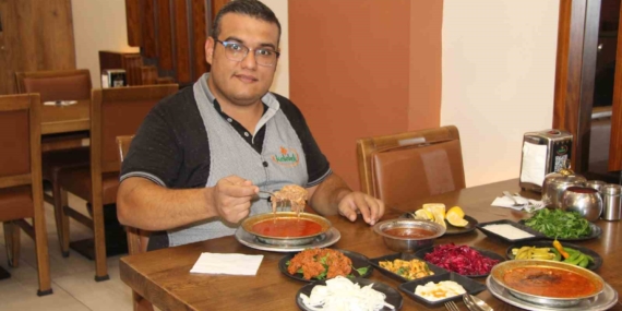 Tam 12 Saat Piştikten Sonra Sofranızı Şenlendiren Beyran Tarifi Tam 12 Saat Piştikten Sonra Sofranızı Şenlendiren Beyran Tarifi