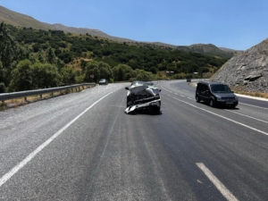 tatvanda-korkunc-trafik-kazasi-5-kisi-yaralandi-HPOba4hk.jpg
