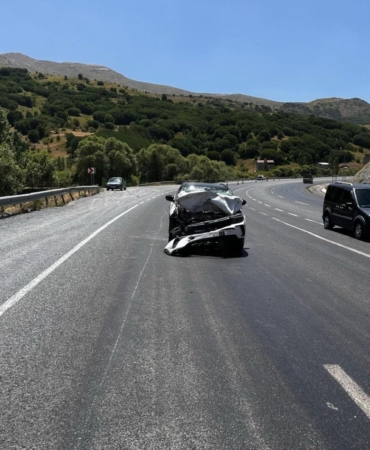 tatvanda-korkunc-trafik-kazasi-5-kisi-yaralandi-HPOba4hk.jpg