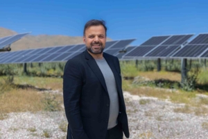 turkcellin-vandaki-3-gunes-enerjisi-santrali-hayata-gecti-FKMQWAWM.jpg