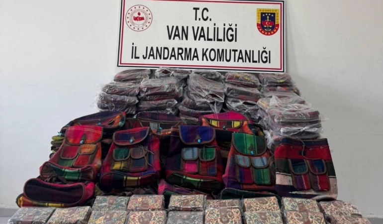 vanda-gumruk-kacakciligina-karsi-yapilan-onemli-operasyon-1Xxjd7tK.jpg
