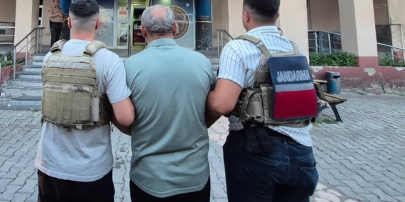 Yüksekova'da 22 Yıl Hapis Ceza Alan Şahıs Elde Edildi Yüksekova’da 22 Yıl Hapis Ceza Alan Şahıs Elde Edildi