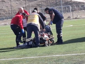 acil-mudahale-beyin-kanamasi-geciren-hastaya-ambulans-helikopterle-yardim-nJBb68ll.jpg