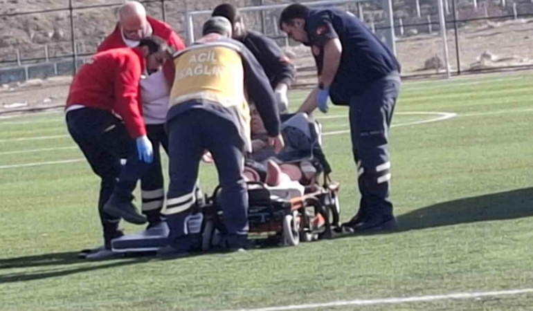 acil-mudahale-beyin-kanamasi-geciren-hastaya-ambulans-helikopterle-yardim-nJBb68ll.jpg