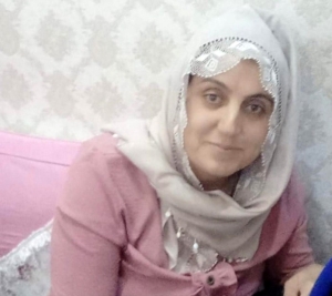 aile-meclisi-karariyla-hayatini-kaybeden-yasemin-budakin-esinden-adalet-talebi-9fDO4aV8.jpg