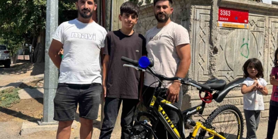 Altınları İade Eden Çocuk Söz Verilen Bisikletine Kavuştu!
