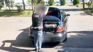 batmanda-8-bin-640-paket-gumruk-kacagi-sigara-yakalandi-w8mVjwp8.jpg