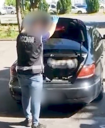 batmanda-8-bin-640-paket-gumruk-kacagi-sigara-yakalandi-w8mVjwp8.jpg