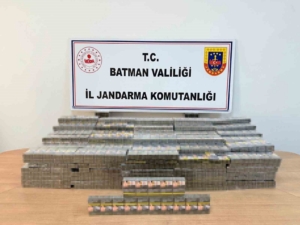 batmanda-bandrolsuz-sigara-operasyonu-kacak-ickiyle-mucadele-vzJkcaNe.jpg