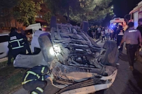 batmanda-hafif-ticari-arac-devriyle-iki-kisi-yaralandi-xqmtaab5.jpg