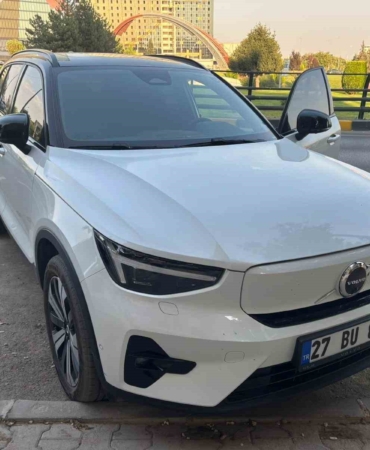 bayiden-alinan-sifir-volvo-elektrikli-aracta-gizli-kusurlar-L4nyXQjU.jpg
