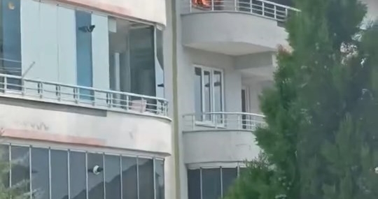 Bingöl'de Yangın Korkusu: Apartmanda Büyük Felaket Bingöl’de Yangın Korkusu: Apartmanda Büyük Felaket