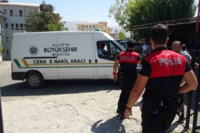 bir-is-makinesinin-altinda-kalan-operatorun-trajik-olumu-f8Pgrlcj.jpg
