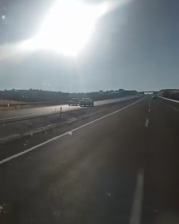 cevre-yolunda-ters-yonde-giden-aracla-tehlikeli-anlar-6HRBO6ny.jpg