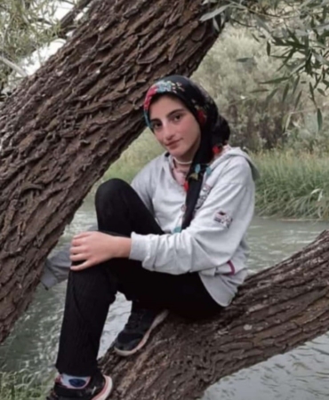 dalgalara-kapilan-genc-kizin-trajik-sonu-bogularak-hayatini-kaybetti-WUbbpJUf.jpg
