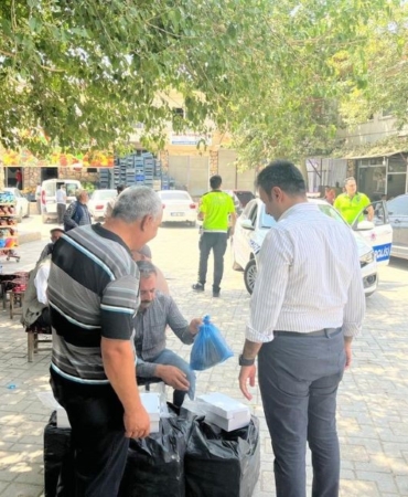 dicle-kaymakami-atis-ve-ilce-emniyet-amiri-ozkandan-esnaf-ziyareti-guclu-destek-ve-isbirligi-4NVMuSON.jpg