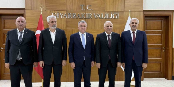 Diyarbakır’da Gençlik ve Spor Bakanı’nın Valilik Ziyareti