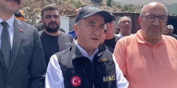 Elazığ Valisi Hatipoğlu'ndan Acil Durum Açıklaması: Göçükte 1 İşçi ve 80 Kişilik Kurtarma Ekibi Görevde Elazığ Valisi Hatipoğlu’ndan Acil Durum Açıklaması: Göçükte 1 İşçi ve 80 Kişilik Kurtarma Ekibi Görevde