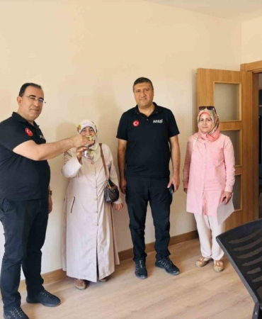 elazigda-36-bin-yeni-konut-sahiplerine-teslim-edildi-8tS3QLn9.jpg