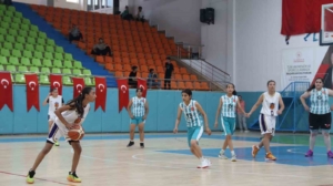 elazigda-baslayan-analig-basketbol-yari-final-heyecani-sT2aCrv1.jpg