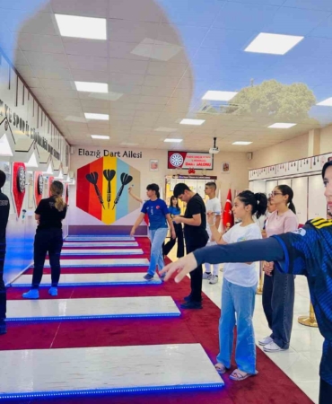 elazigda-heyecan-dolu-dart-ve-bilardo-turnuvasi-OE61Jnbe.jpg