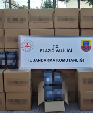 elazigda-kacak-sigara-operasyonu-jandarma-ekipleri-baskin-yapti-M8OGfyLI.jpg
