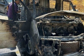 elazigda-minibus-alev-alev-yandi-tum-arac-kul-oldu-C6u7hZmh.jpg