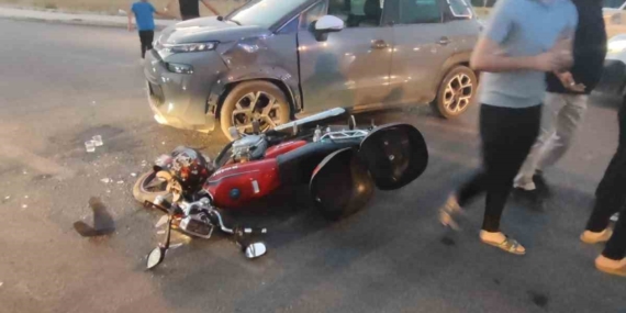 Elazığ'da Otomobil ve Motosiklet Çarpıştı: 1 Kişi Yaralandı Elazığ’da Otomobil ve Motosiklet Çarpıştı: 1 Kişi Yaralandı
