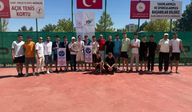 elazigda-tenis-turnuvasinin-final-heyecani-yasandi-8JNRVcu8.jpg